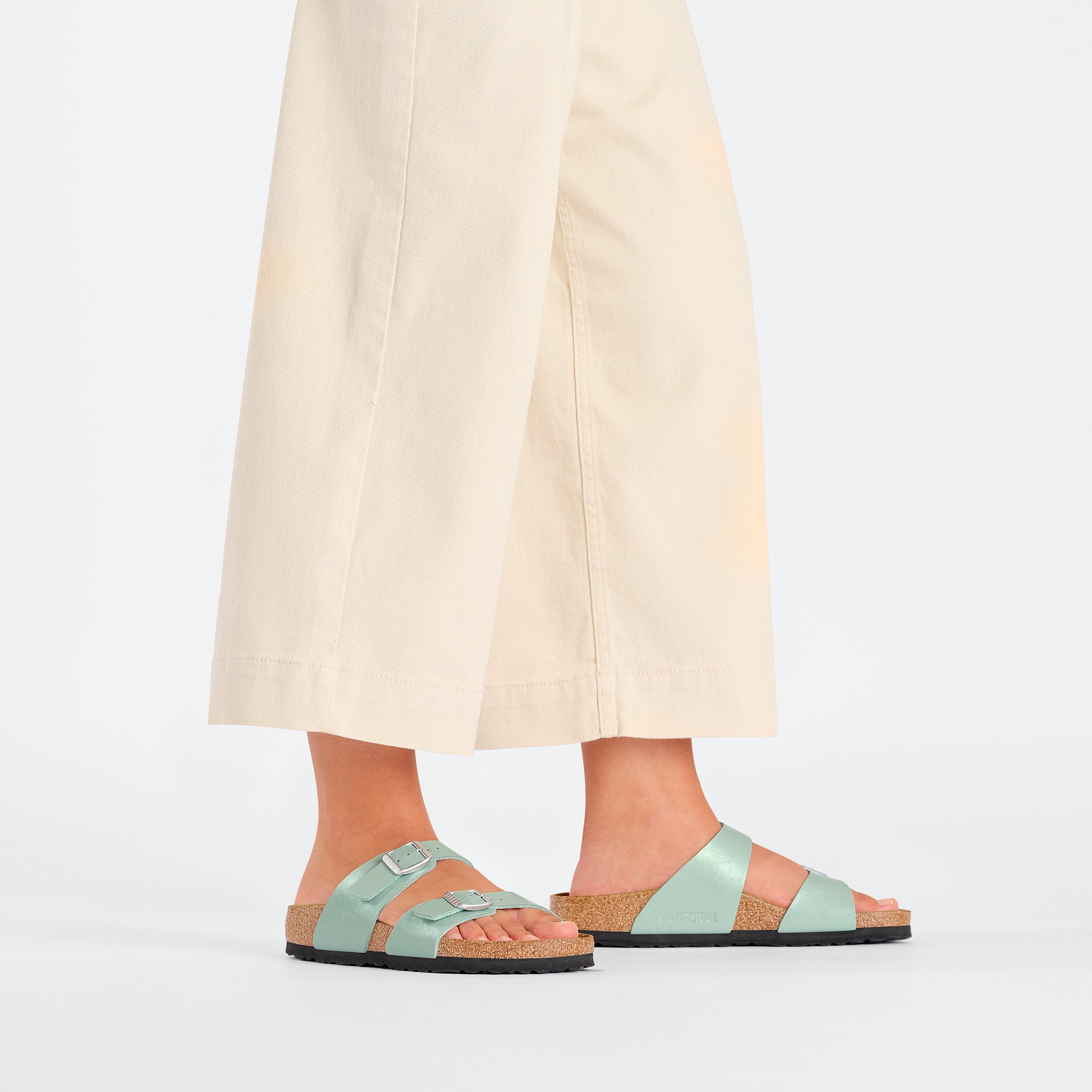Sydney Graceful Surf Green Birko-flor Narrow