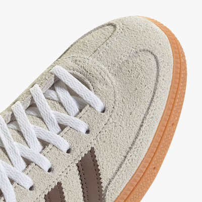 Spezial – Women’s Beige Edition