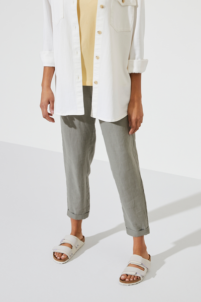 Uji Antique White Suede/nubuck Leather Narrow